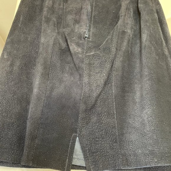 Black Suede Skirt - Picture 6 of 8